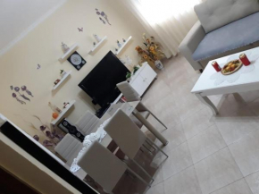 James Apartment